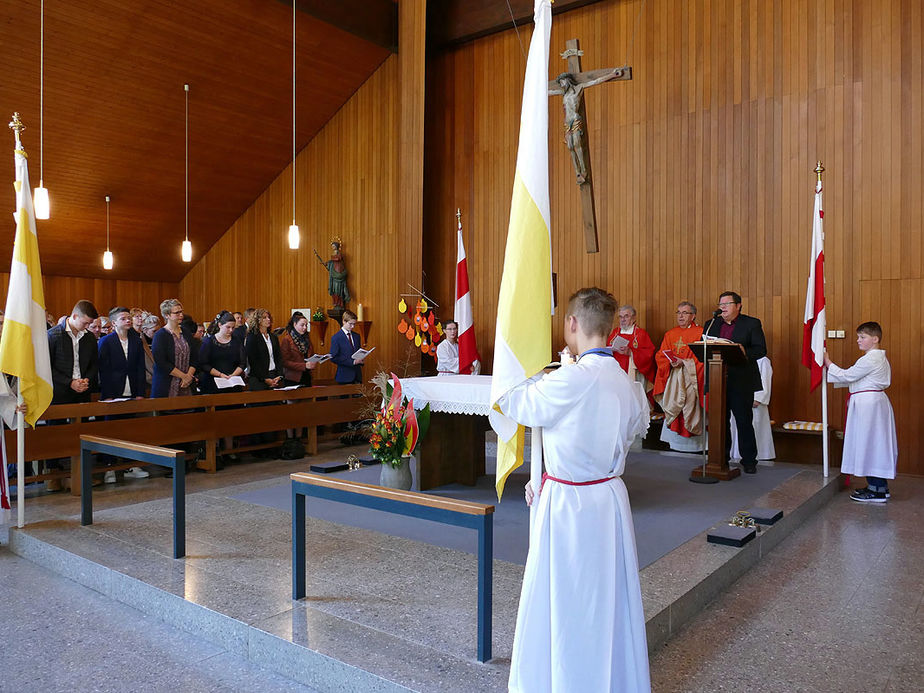 Firmung 2019 in Naumburg (Foto: Karl-Franz Thiede)